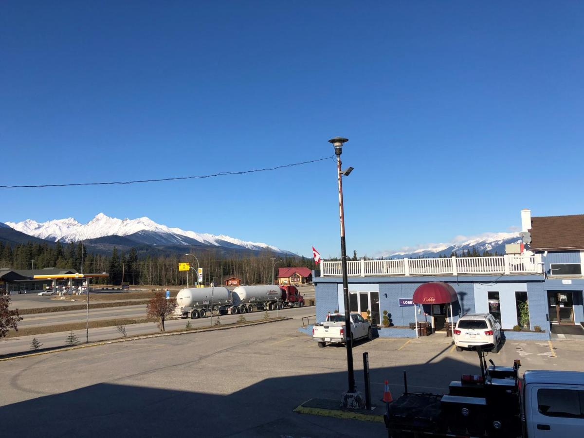 Valemount Vacation Inn Exterior photo